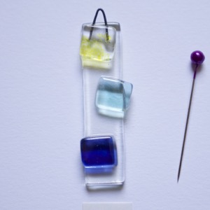 Pendentif-verre-trois-carres